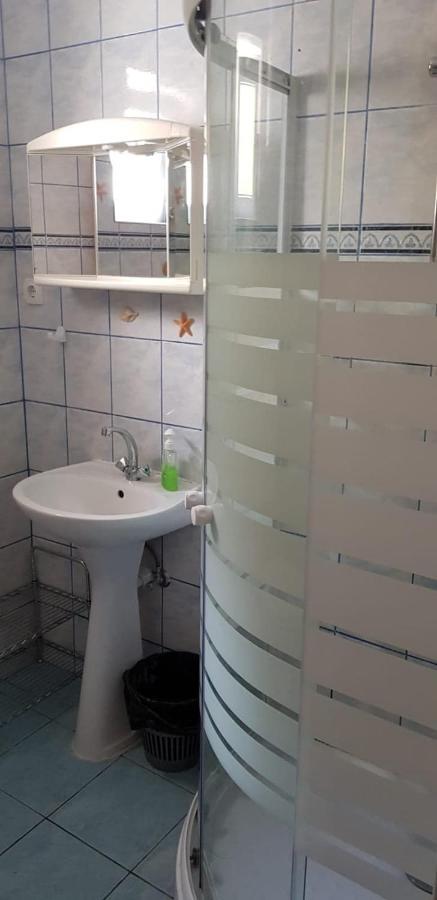 Srecko Apartman Rogoznica  Exterior photo